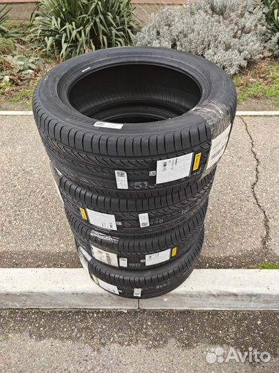 Pirelli Powergy 255/35 R18 94Y