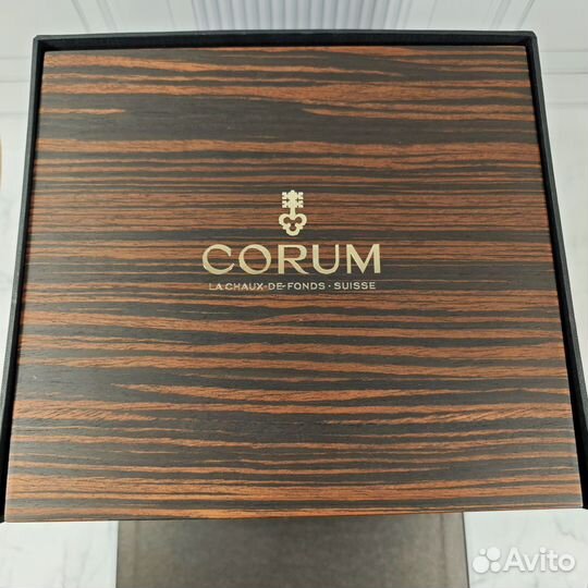 Коробка для часов Corum оригинал б/у