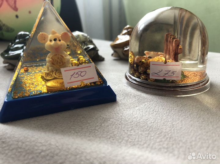 Фигурки декоративные