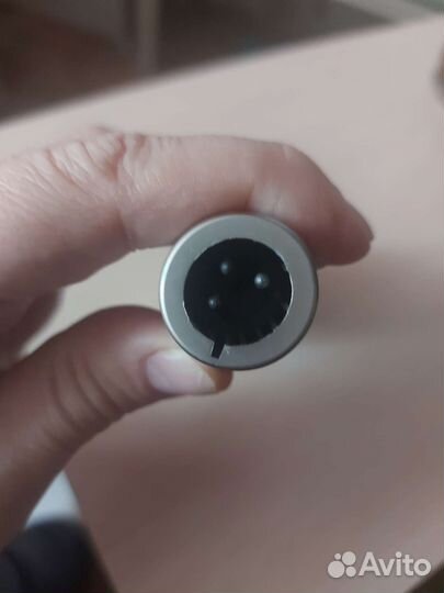 Микрофон для караоке Hyundai H-DM200