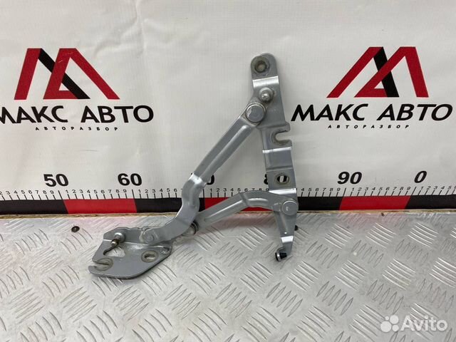 Б/У петля крышки багажника задний правый Audi A6