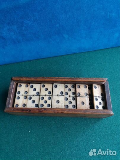 Домино старинное