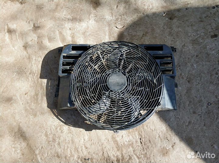 Диффузор вентилятора Рендж Ровер LR322 3.0D