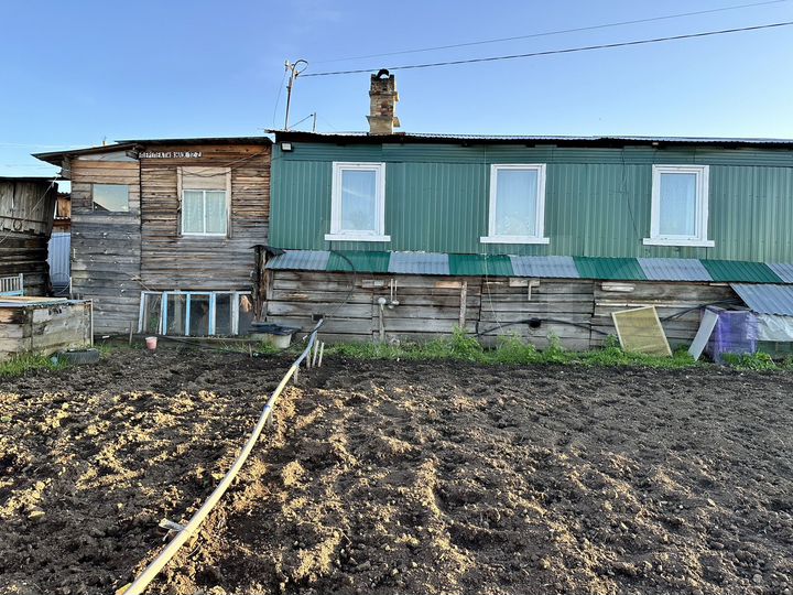 Дом 42 м² на участке 4 сот.