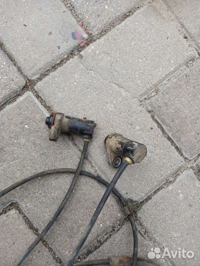 Mitsubishi L200 4 датчик абс