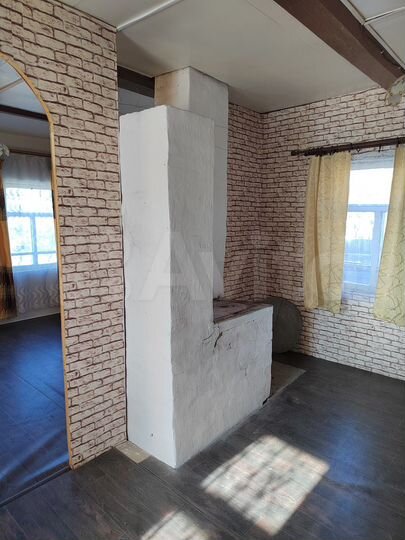 Дом 28,1 м² на участке 23,5 сот.