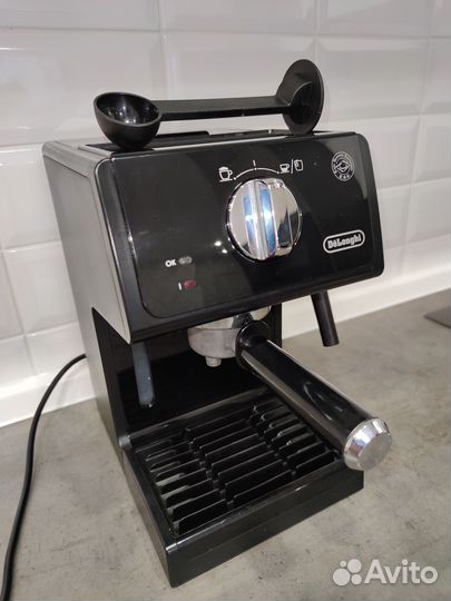 Кофеварка рожковая delonghi ecp31.21 черный