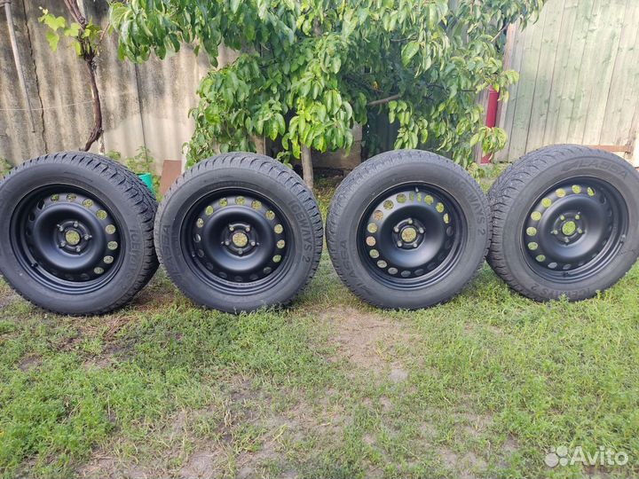 Lassa Iceways 2 205/60 R16