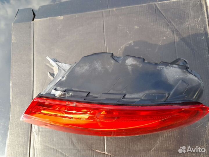 Фонарь Ауди 8 в крыло 4H0945096H