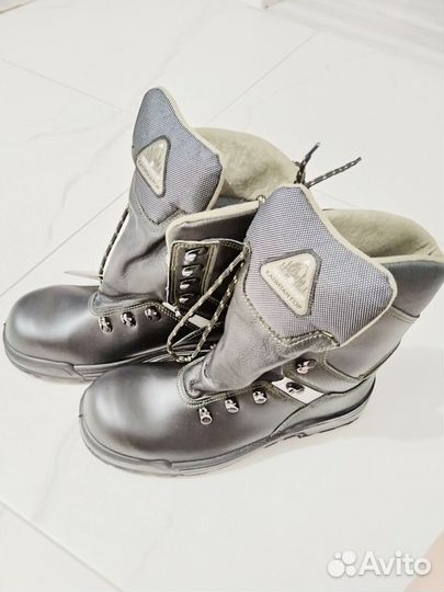 Ботинки берцы