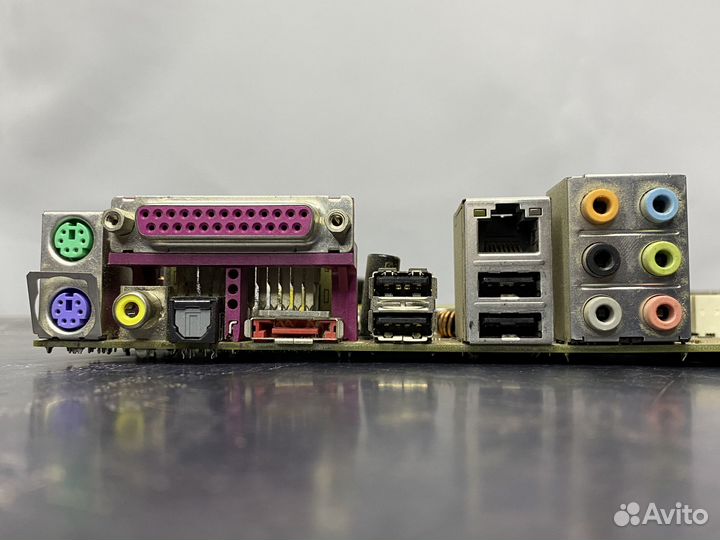 Материнская плата Asus P5B на Lga775