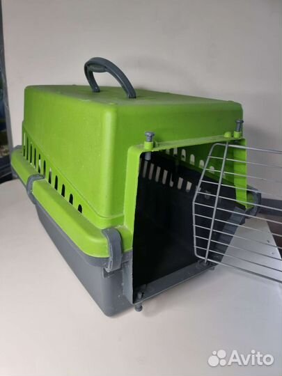 Переноска для животных пластиковая