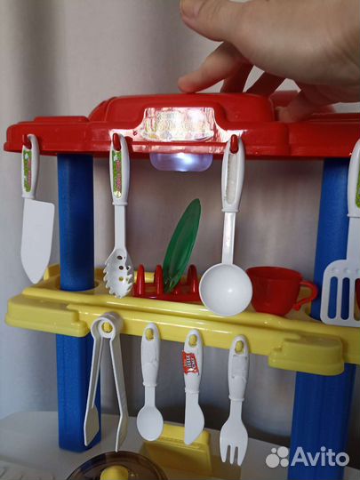 Детская игровая кухня с коробкой