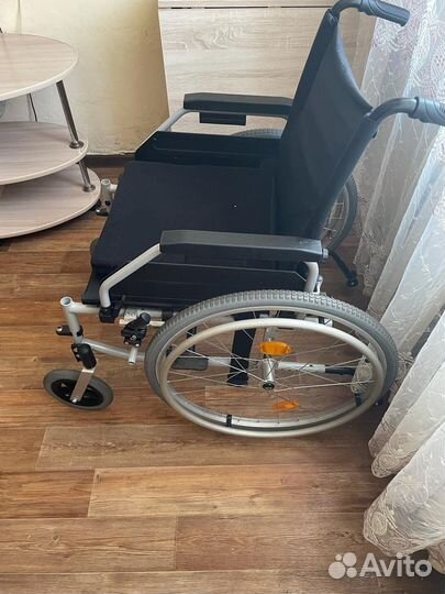 Коляска инвалидная
