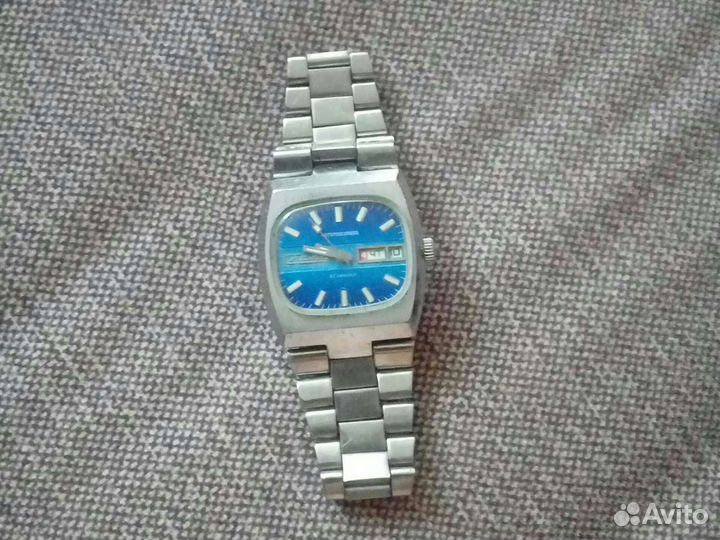 Часы Слава Танк