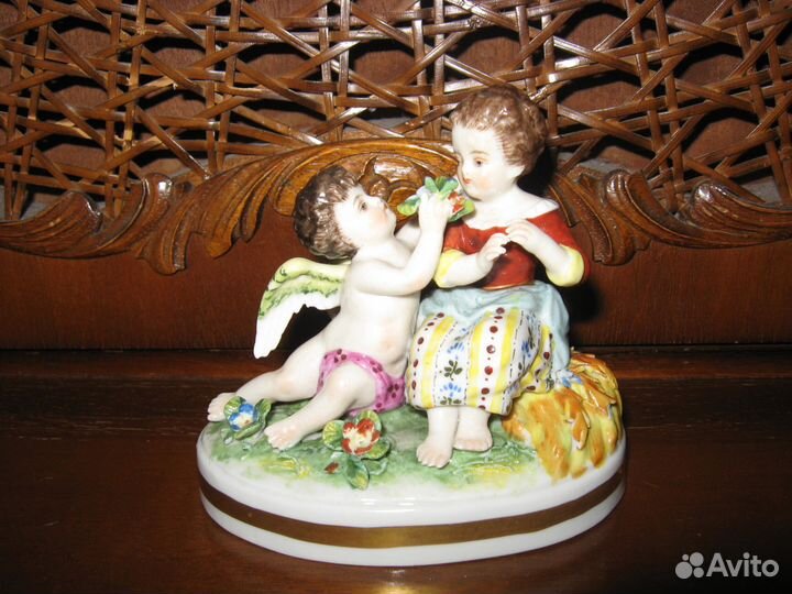 Антиквариат Путти скульптура дети