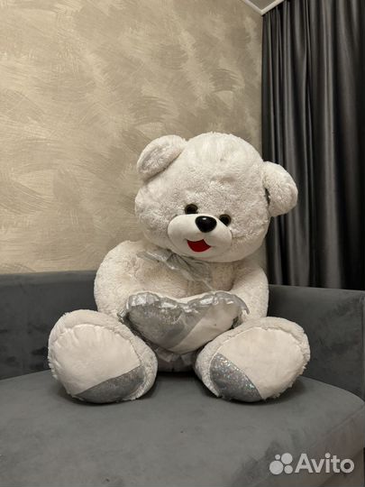 Плюшевый медведь