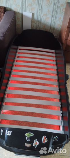 Детская кровать машинка с матрасом