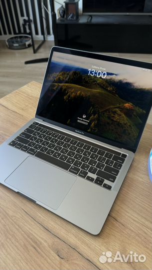 Macbook pro 13 m2 512gb