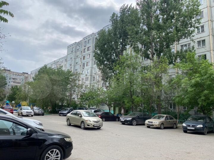 2-к. квартира, 52 м², 6/9 эт.