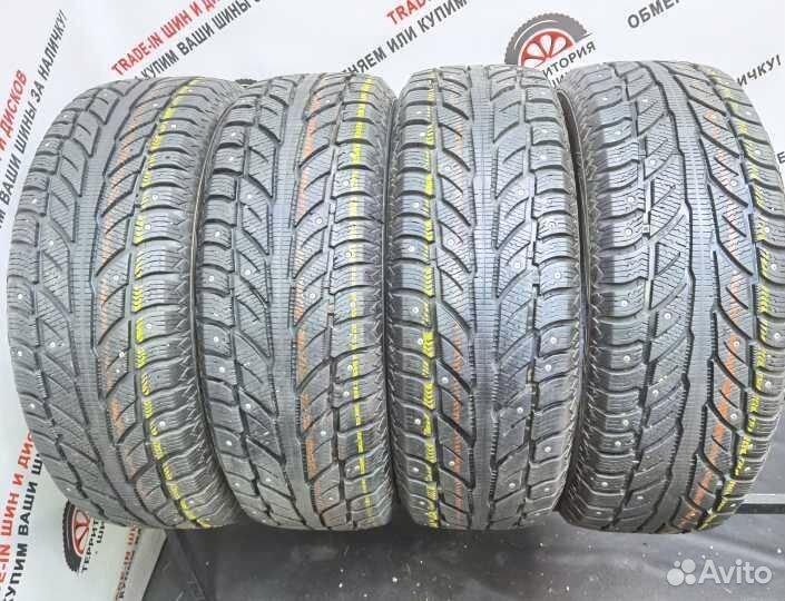 Cooper Weather-Master WSC 215/65 R17 98T