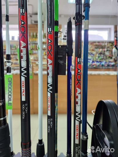 Два силовых спиннинга Kaida