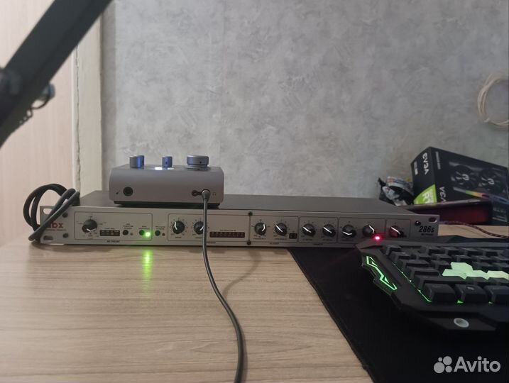 DBX 286S преамп для микрофона