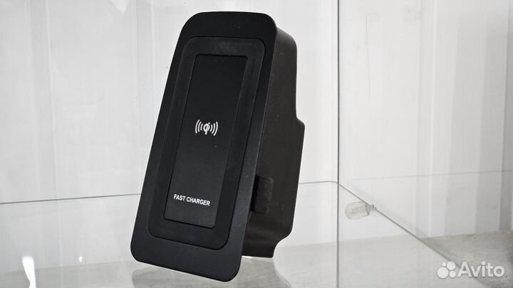 Беспроводная зарядка Volvo XC90 XC60 V90 Новая