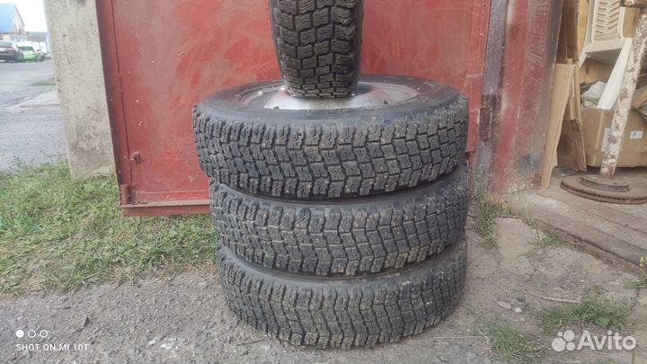 Продам колеса в сборе на ниву