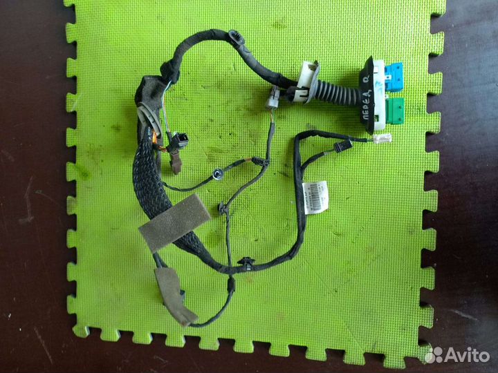 Проводка (коса) передней правой двери Пежо 308