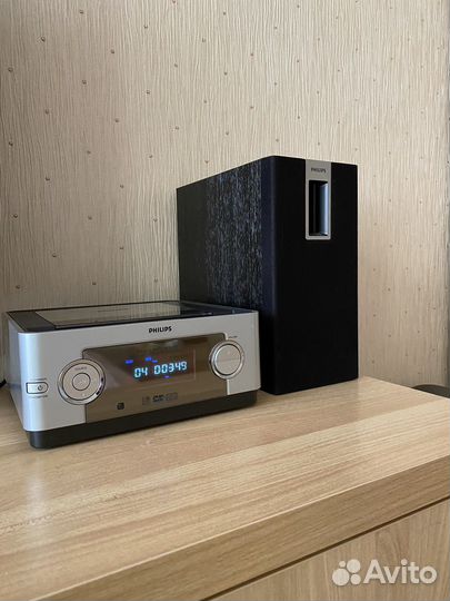 Мини музыкальный центр Philips m139b