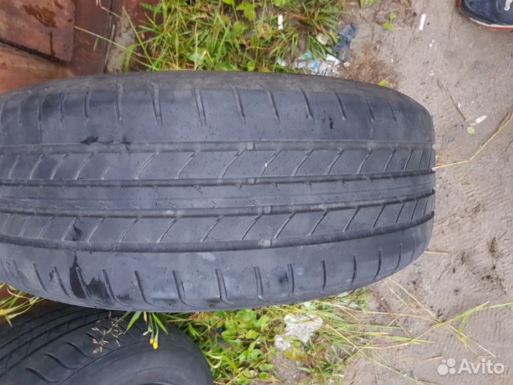 R16 Goodyear EfficientGrip 205/60, PCD 5x120 DIA 72.6