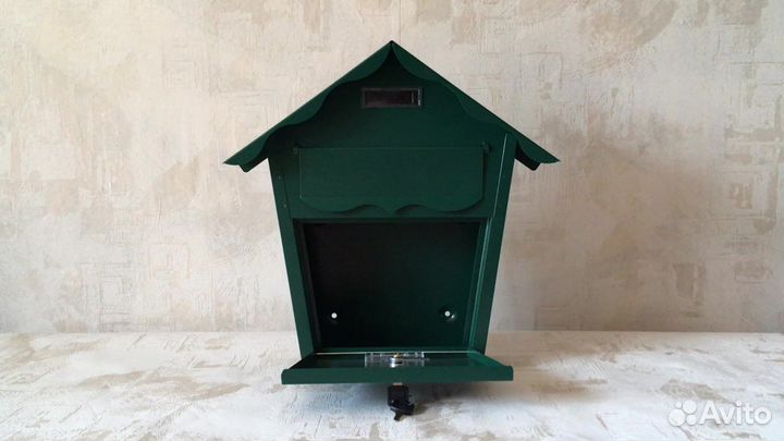Почтовый ящик зеленый домик