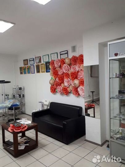 Панно из цветов на стену, фотозона