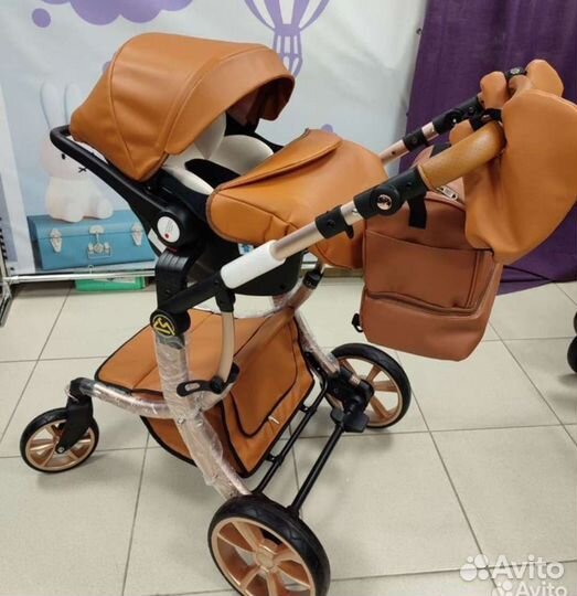 Коляска 3 в 1 Luxmom /Новый стиль