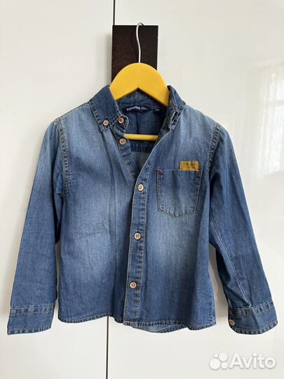 Джинсовая рубашка