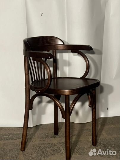Стулья из дерева