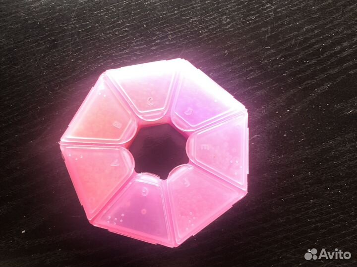 Бисер и коробочка