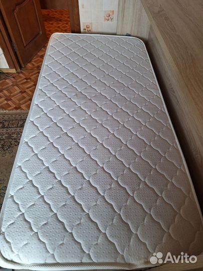 Горизонтальный шкаф-кровать трансформер