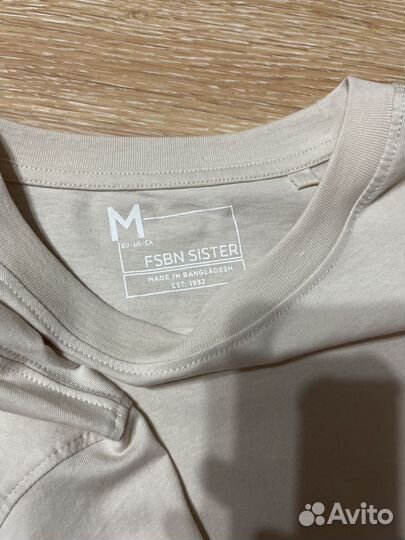 Футболка женская бежевая