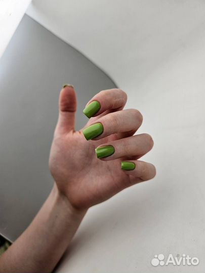 Маникюр с покрытием гель лак Павлино