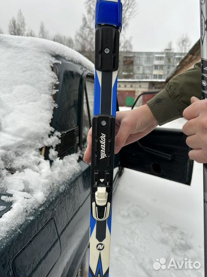 Беговые лыжи