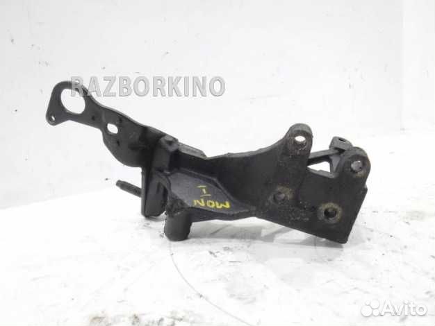 Кронштейн генератора Форд