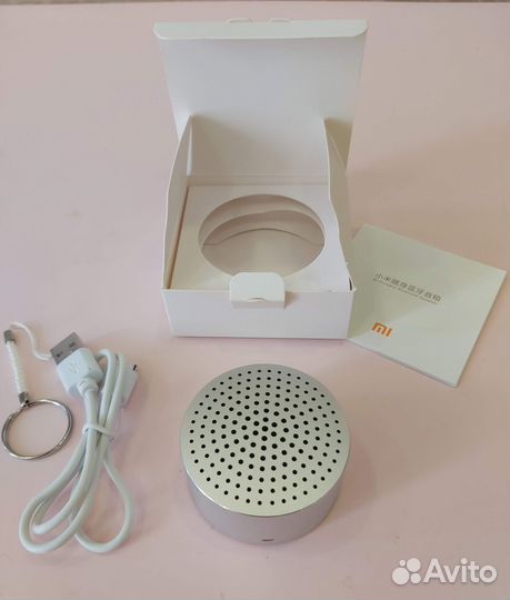 Блютуз-колонки разные новые