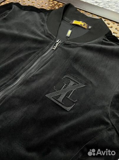 Спортивный костюм Zilli