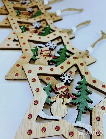 Новогодние игрушки деревянные