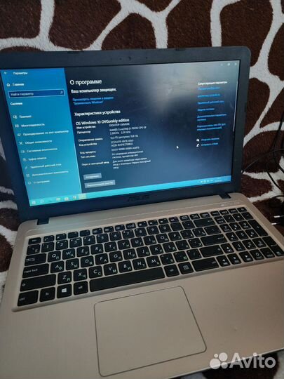 Asus i3 ssd 240 nvidia 2gb