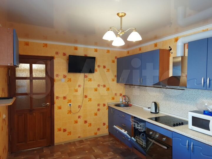 3-к. квартира, 90 м², 10/11 эт.