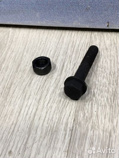 Болт шаровой Renault symbol