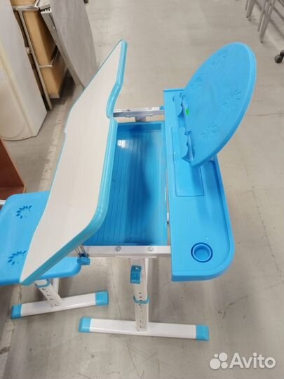 Комплект растущая парта И стул, новый